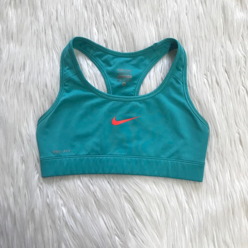 Nike Pro Sports Bra